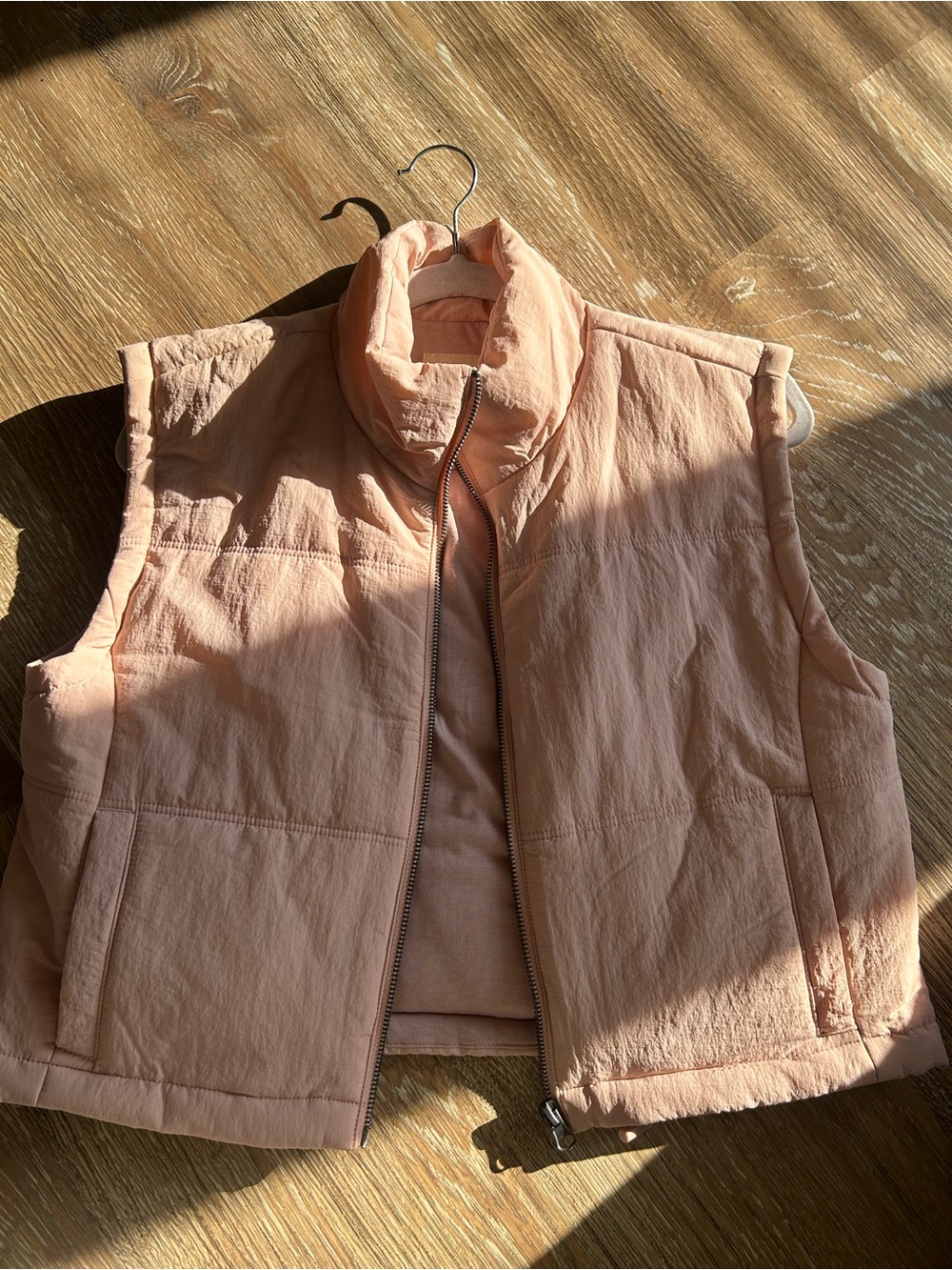 Light Pink Puffer Vest - Women's Sleeveless Jacket